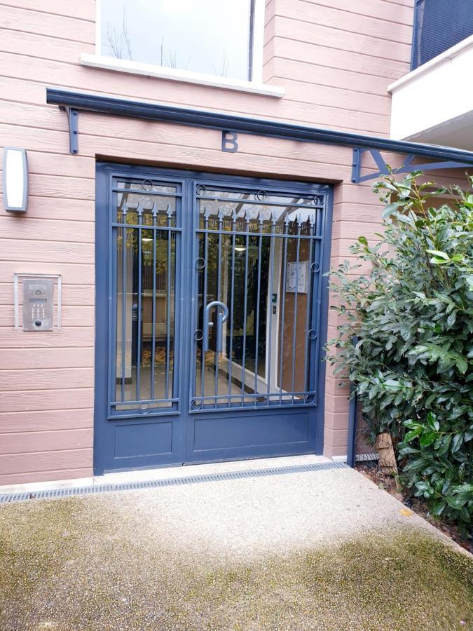 Appartement Studio O Fil De L'O A 12 Kilometres De Disneyland Paris Crecy-la-Chapelle Eksteriør billede